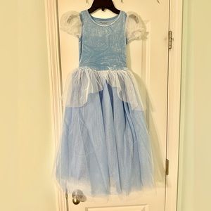 Joy Costume Cinderella Dress NWOT Size medium (6-8)